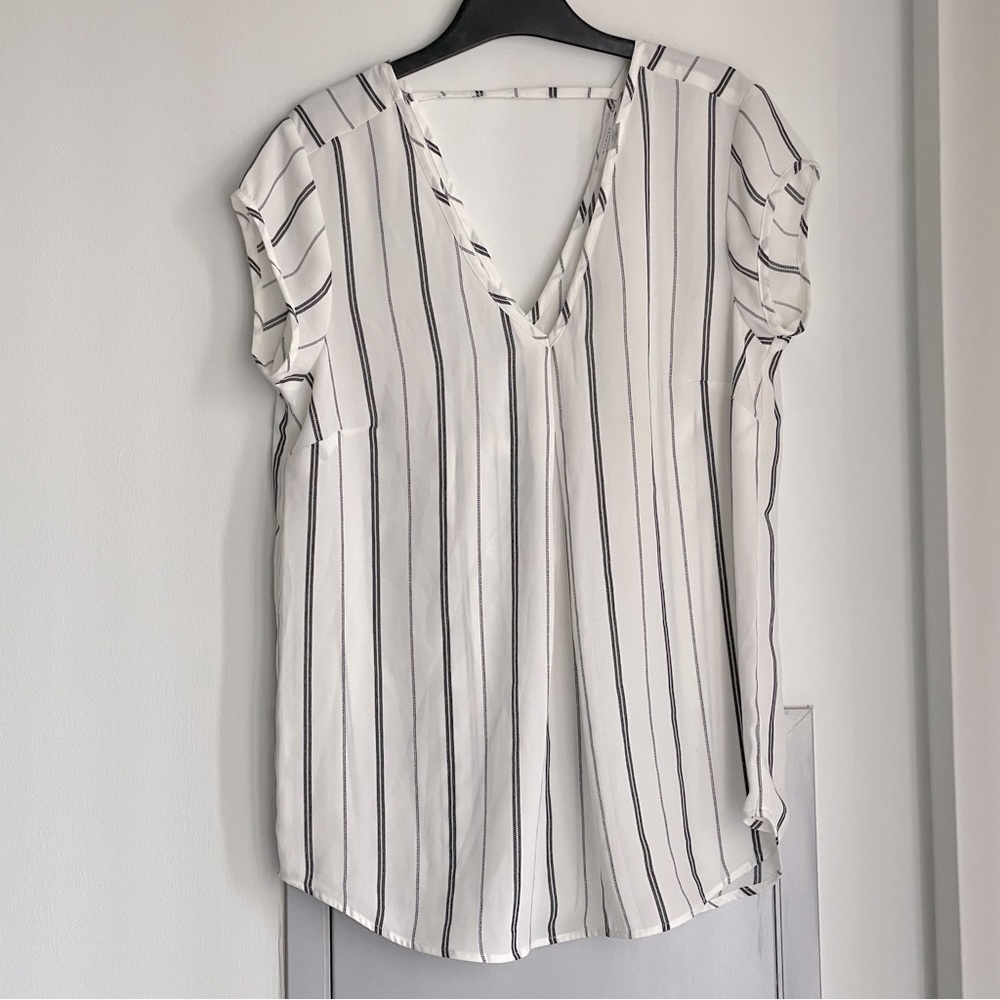 NORDSTROM HALOGEN Pinstripe V-neck Blouse